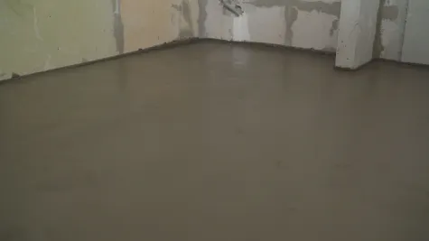 Regina Bau Kft, Aljzatkiegyenlítő, esztrich beton