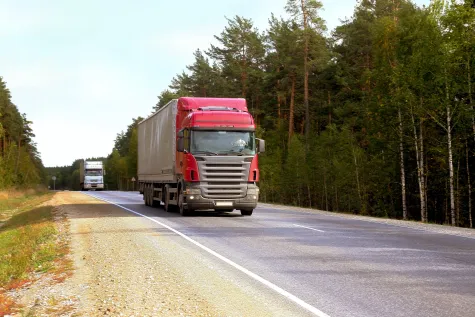 Jan-Track Bau Kft., Fuvarozás, építőanyag szállítás